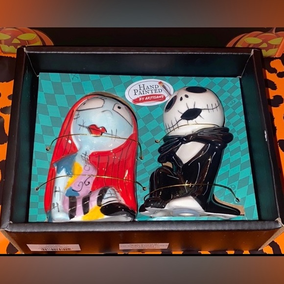 Disney Other - Disney The Nightmare Before Christmas Salt 🧂 & Pepper Shakers “Ceramic”